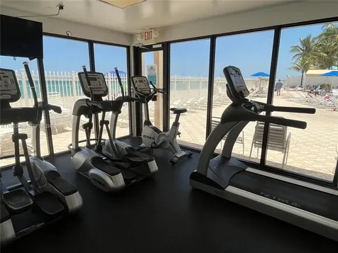 3505 S Ocean Drive Hollywood FL 33019