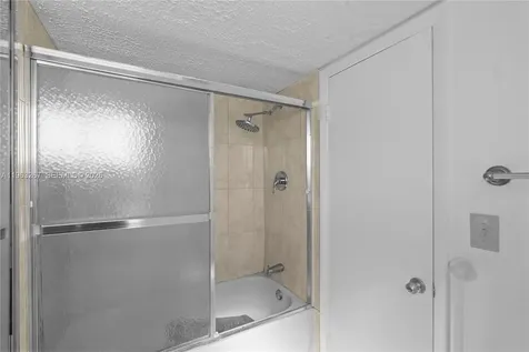 1410 S Ocean Drive Hollywood FL 33019