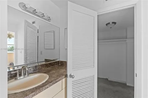 1410 S Ocean Drive Hollywood FL 33019