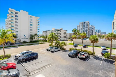 1410 S Ocean Drive Hollywood FL 33019