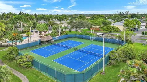 11864 SW 97th Terrace Miami FL 33186