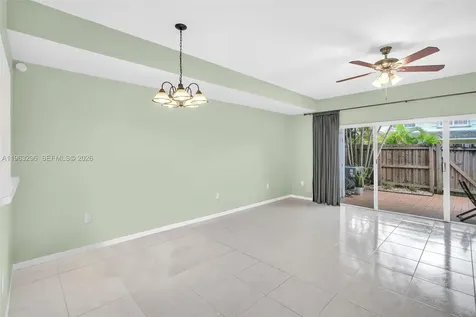 11864 SW 97th Terrace Miami FL 33186