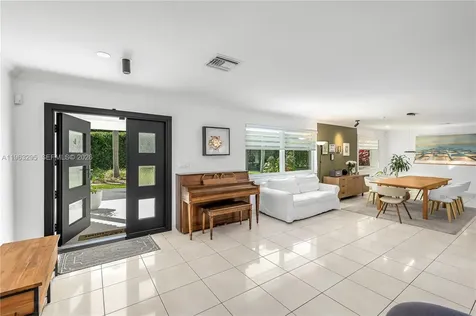 8295 SW 116th Street Miami FL 33156
