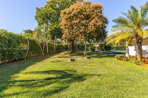 8295 SW 116th Street Miami FL 33156