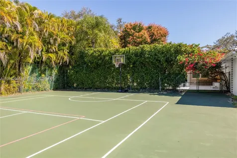 8295 SW 116th Street Miami FL 33156