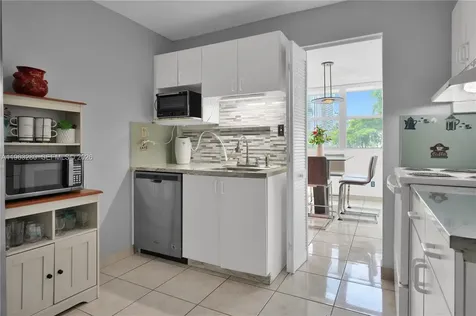 16558 NE 26th Avenue North Miami Beach FL 33160
