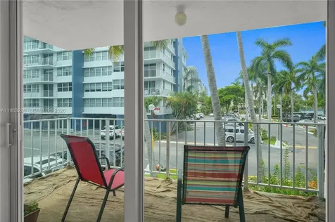 16558 NE 26th Avenue North Miami Beach FL 33160
