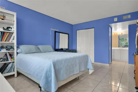 16558 NE 26th Avenue North Miami Beach FL 33160