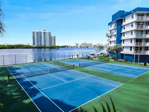 16558 NE 26th Avenue North Miami Beach FL 33160