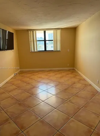 1900 Diana Drive Hallandale Beach FL 33009