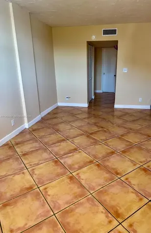 1900 Diana Drive Hallandale Beach FL 33009