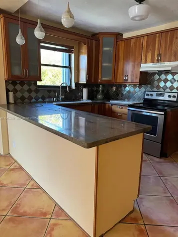 1900 Diana Drive Hallandale Beach FL 33009