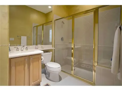 7061 NW 113 Court Doral FL 33178