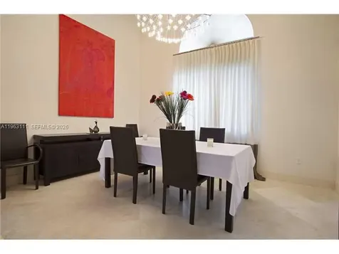 7061 NW 113 Court Doral FL 33178