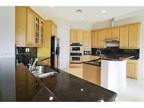 7061 NW 113 Court Doral FL 33178