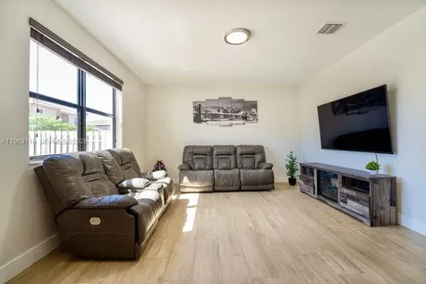 11712 SW 235th Street Homestead FL 33032