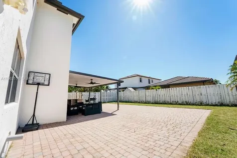 11712 SW 235th Street Homestead FL 33032
