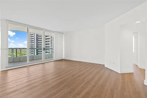 21055 Yacht Club Drive Aventura FL 33180