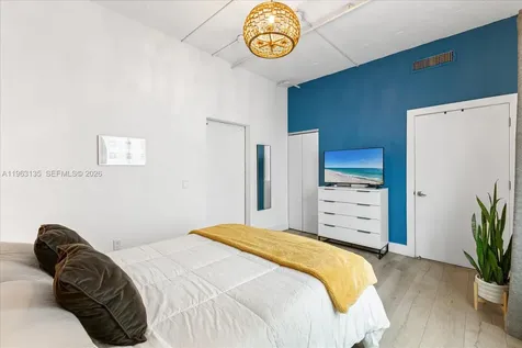 1700 Meridian Avenue Miami Beach FL 33139