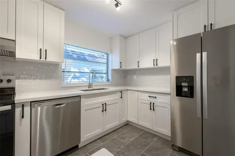 1631 SW 21st Street Miami FL 33145