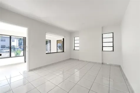 1631 SW 21st Street Miami FL 33145