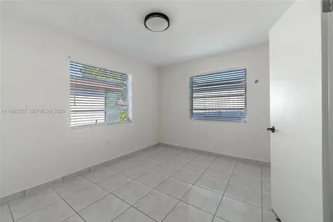 1631 SW 21st Street Miami FL 33145