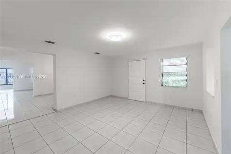 1631 SW 21st Street Miami FL 33145