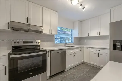 1631 SW 21st Street Miami FL 33145