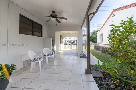1631 SW 21st Street Miami FL 33145