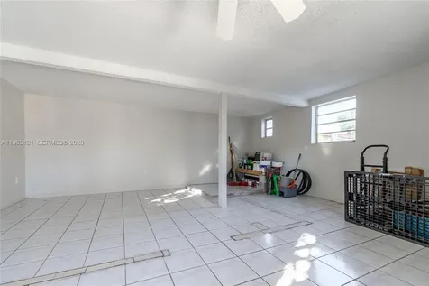 1631 SW 21st Street Miami FL 33145