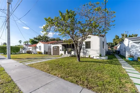 1631 SW 21st Street Miami FL 33145
