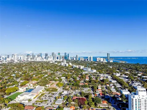 1631 SW 21st Street Miami FL 33145