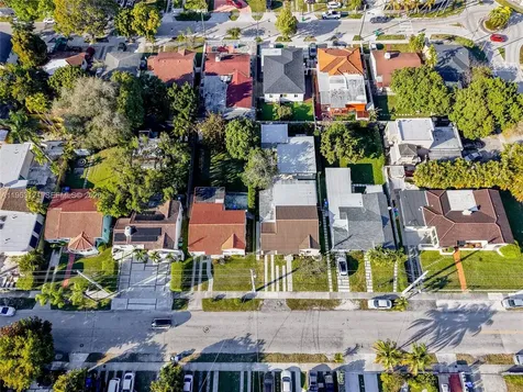 1631 SW 21st Street Miami FL 33145