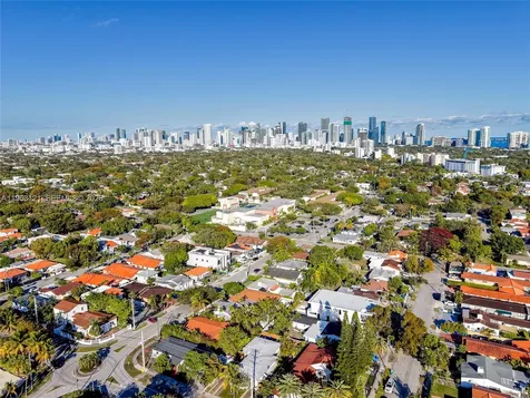 1631 SW 21st Street Miami FL 33145