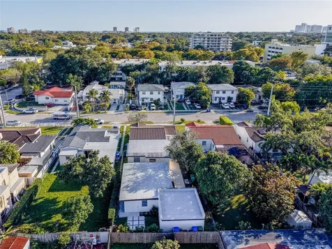 1631 SW 21st Street Miami FL 33145