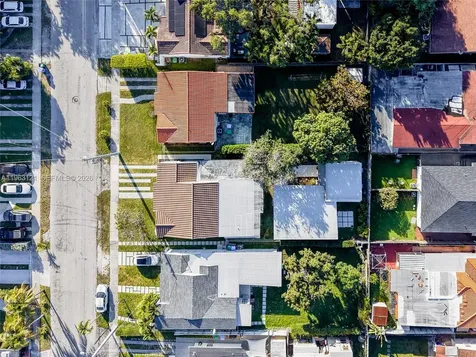 1631 SW 21st Street Miami FL 33145
