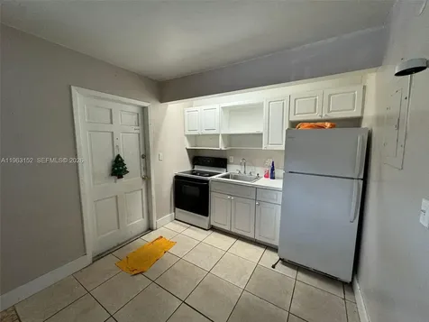 7841 Dunham Boulevard Miami FL 33138
