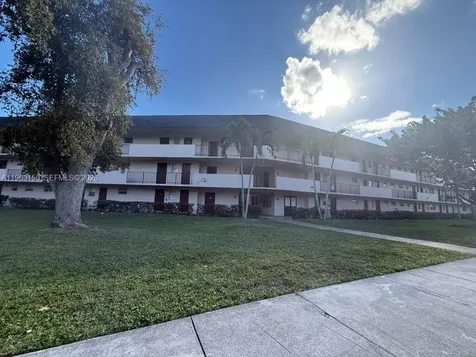 1550 NE 191st Street Miami FL 33179
