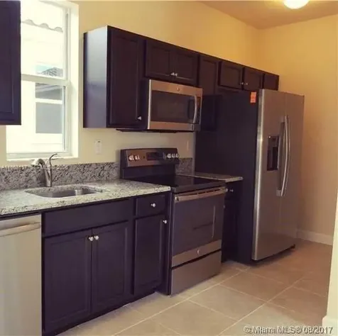 17102 SW 95th Terrace Miami FL 33196
