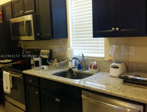 17102 SW 95th Terrace Miami FL 33196