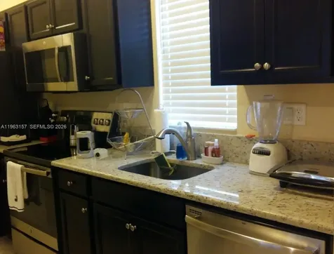 17102 SW 95th Terrace Miami FL 33196