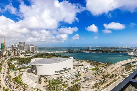 398 NE 5th Street Miami FL 33132