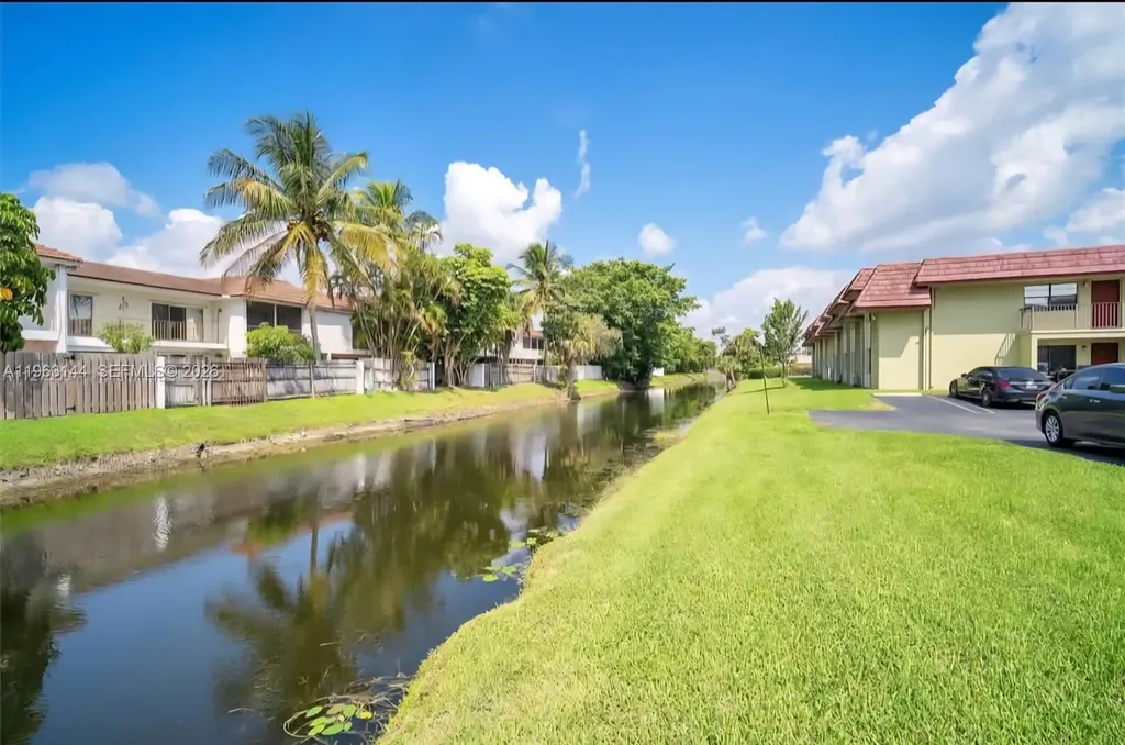3258 NW 104th Avenue Coral Springs FL 33065