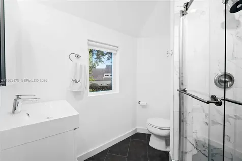 1961 S Oak Haven Circle Miami FL 33179