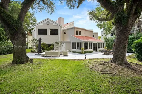 1961 S Oak Haven Circle Miami FL 33179