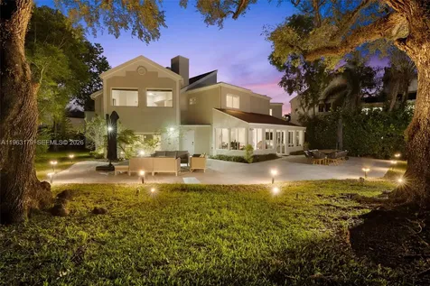 1961 S Oak Haven Circle Miami FL 33179