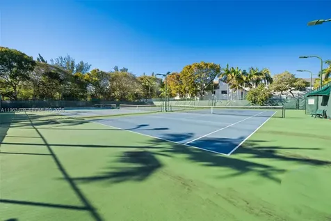 1961 S Oak Haven Circle Miami FL 33179