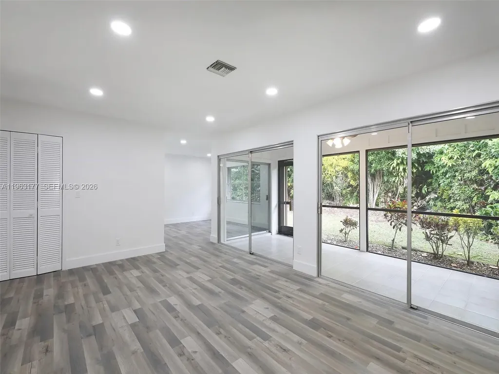 1901 Coquina Way Coral Springs FL 33071