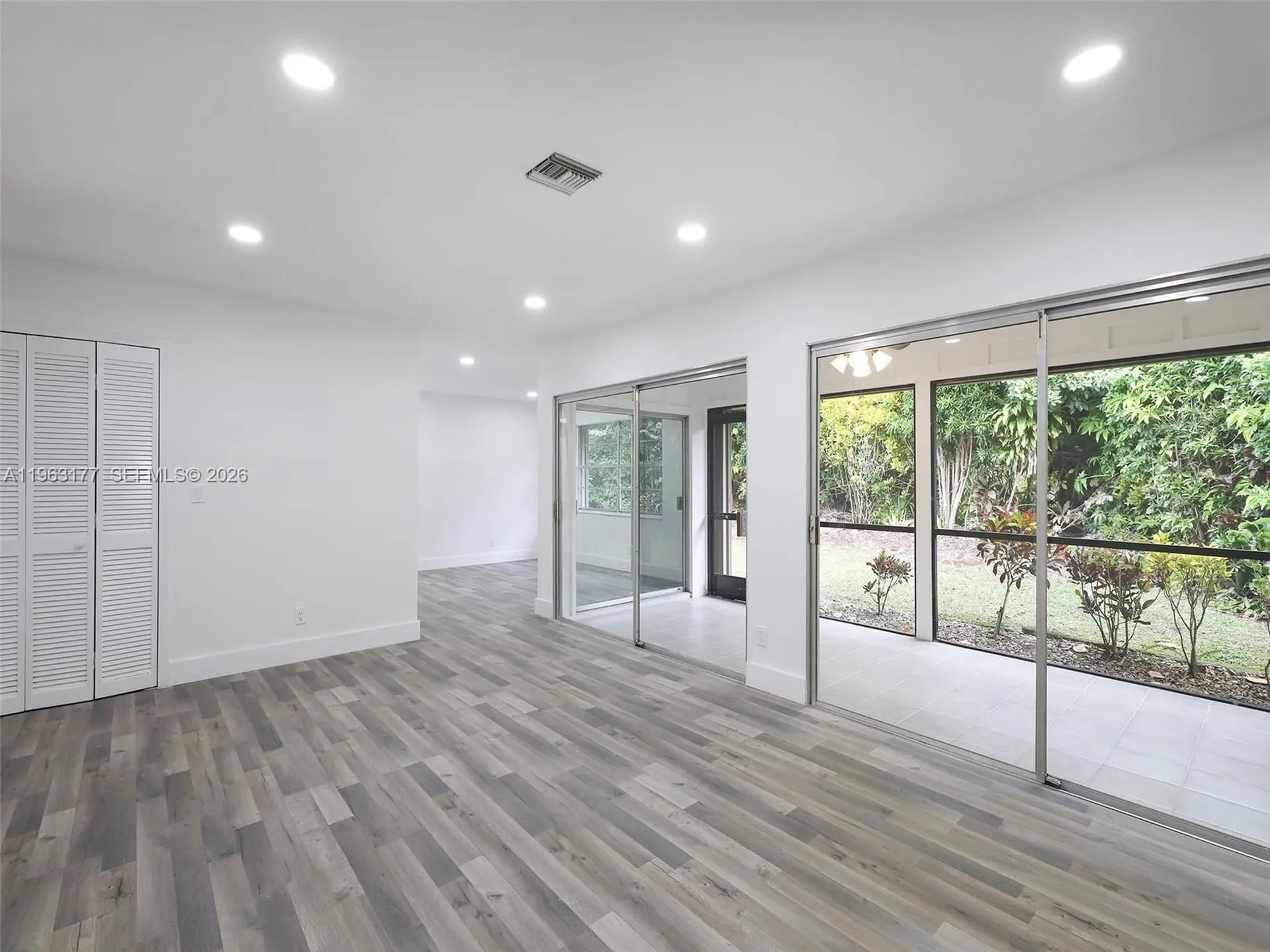 1901 Coquina Way Coral Springs FL 33071