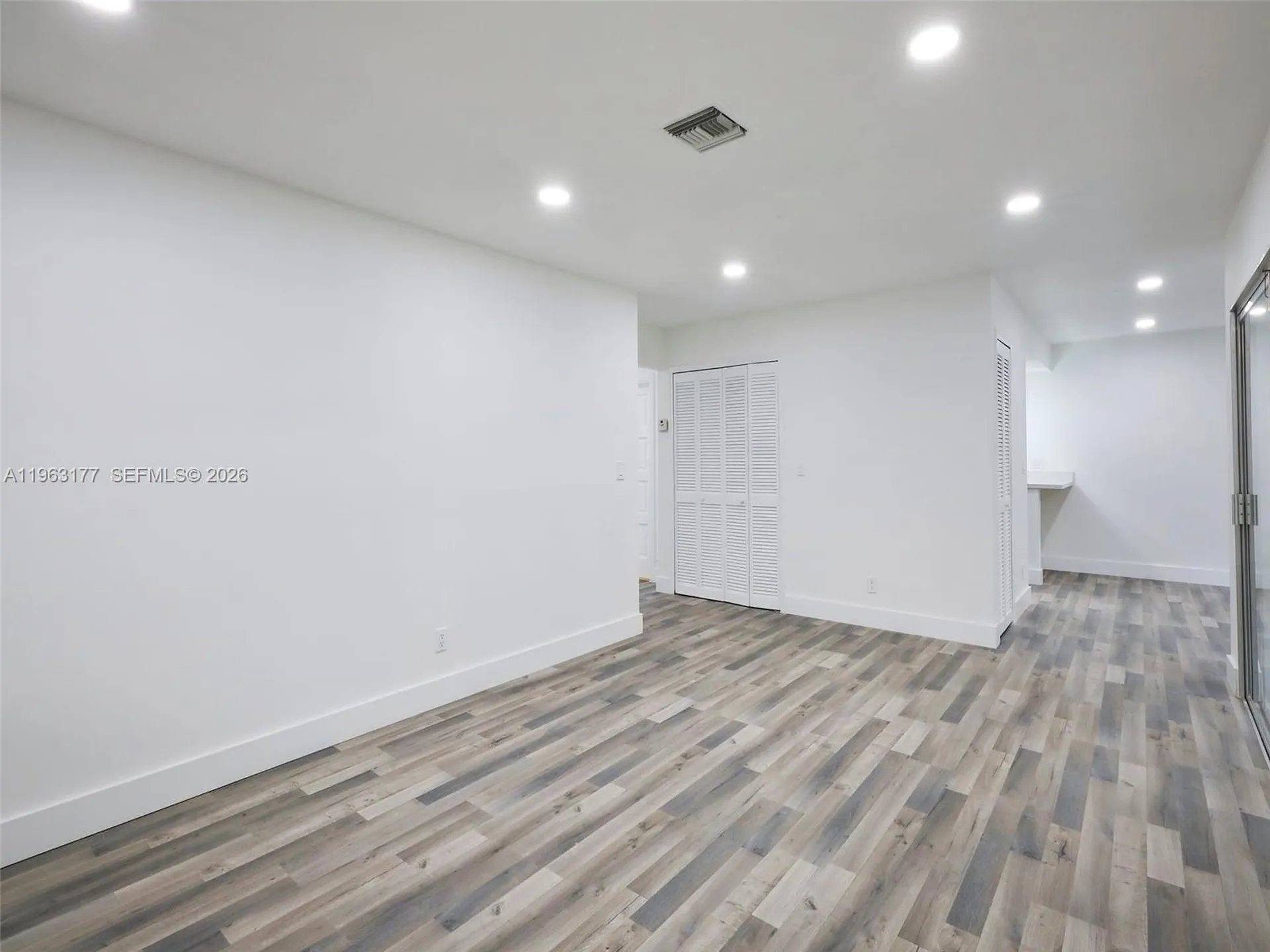 1901 Coquina Way Coral Springs FL 33071